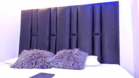 valeri_tafur online show from 02.26.25