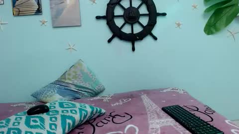 Snapshot of valeria18sexy chatting on 11.03.25 valeria online show from 11.03.25