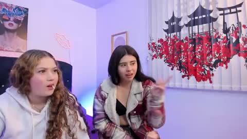 Valeria and Zoe online show from 03.02.26