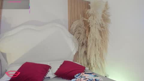 Snapshot of valeria_carter_ chatting on 02.14.26 valeria_carter_ online show from 02.14.26