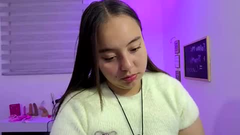 Snapshot of valeria_cherry chatting on 05.29.26 valeria online show from 05.29.26