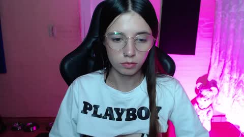   online show from 01.09.25