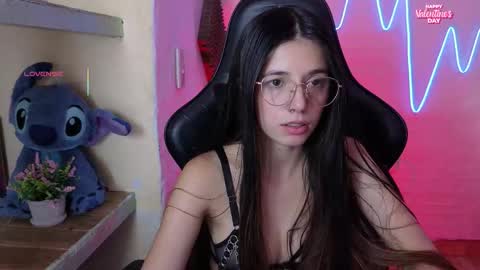 Snapshot of valeria_mendozza chatting on 02.14.26 online show from 02.14.26