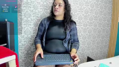 Costume lover online show from 02.12.26