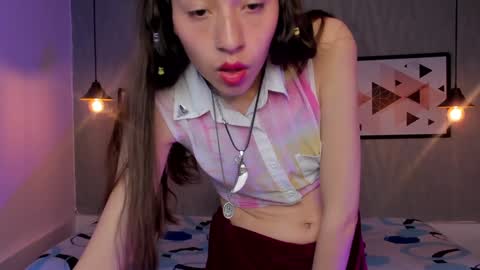 Snapshot of valeria_rossi7 chatting on 12.17.24 Valeria online show from 12.17.24