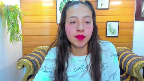 Snapshot of valeria_rossi7 chatting on 12.28.24 Valeria online show from 12.28.24