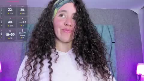 Valeria online show from 10.21.25