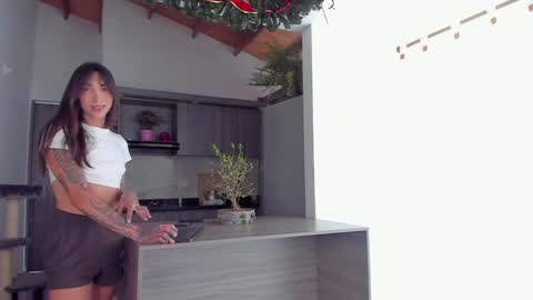 Valeria  IG valeriacorrea430 online show from 12.10.24