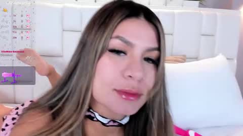 Snapshot of valeriagarciax chatting on 02.25.25 ValeriaGarciax online show from 02.25.25