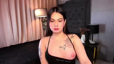 Valeria online show from 12.22.25