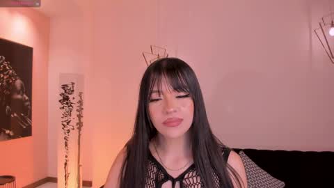 Snapshot of valeriariverax chatting on 10.04.25 Valeria online show from 10.04.25