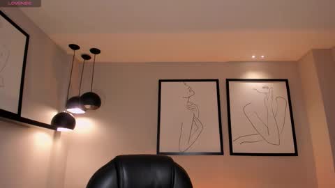 Snapshot of valeriariverax chatting on 10.08.25 Valeria online show from 10.08.25