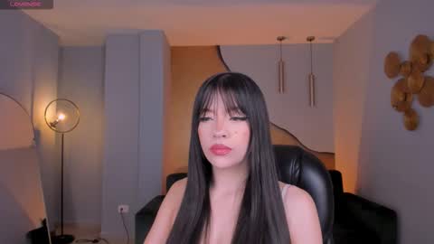 Snapshot of valeriariverax chatting on 10.23.25 Valeria online show from 10.23.25