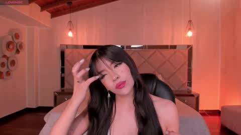 Snapshot of valeriariverax chatting on 11.05.25 Valeria online show from 11.05.25