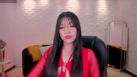 Valeria online show from 11.25.25