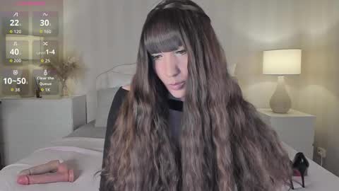 Valeria online show from 10.17.25