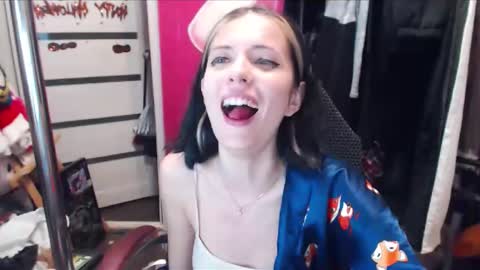 ValeriaXKiss online show from 12.04.24