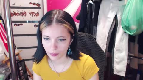 ValeriaXKiss online show from 12.22.24