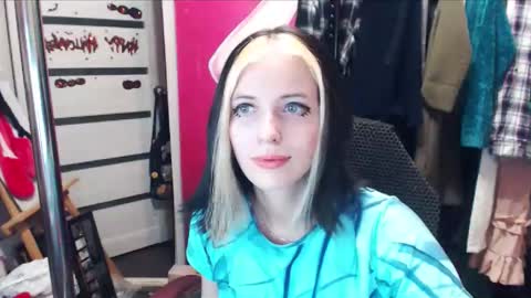 ValeriaXKiss online show from 01.12.25