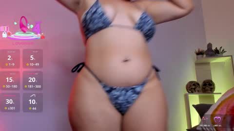 Snapshot of valerie_21 chatting on 11.07.25 Valeriee online show from 11.07.25