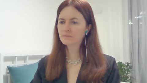 valerie_rose777 online show from 02.01.25
