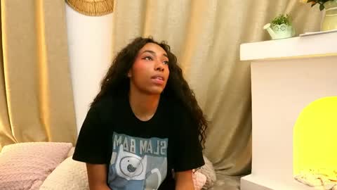 Snapshot of valeriebony chatting on 05.14.26 Valerie Style3 online show from 05.14.26