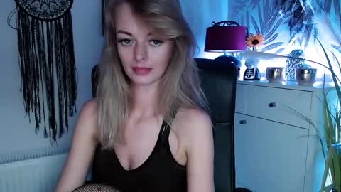 Valerie  online show from 12.09.24