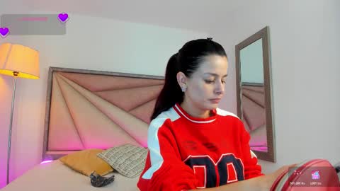 Snapshot of valeriemattson_ chatting on 10.20.25 valeriemattson_ online show from 10.20.25