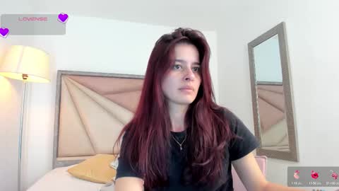 Snapshot of valeriemattson_ chatting on 10.23.25 valeriemattson_ online show from 10.23.25