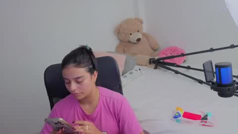 Juli C online show from 04.10.26