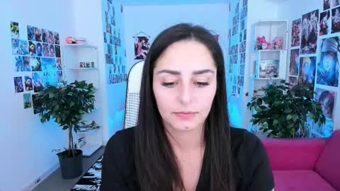 Valerie online show from 11.06.25