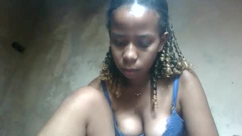 Snapshot of valerinezah chatting on 02.18.26 valerinezah online show from 02.18.26