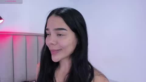 Cris  online show from 11.21.25