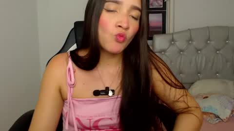 valeria online show from 04.21.26