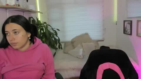 valery_bonnet1 online show from 10.08.25