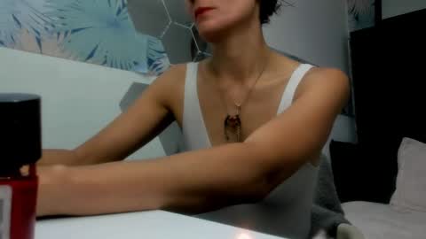 Snapshot of valery_more__ chatting on 10.02.25 VALERY MORE online show from 10.02.25