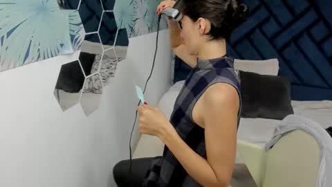 Snapshot of valery_more__ chatting on 10.03.25 VALERY MORE online show from 10.03.25