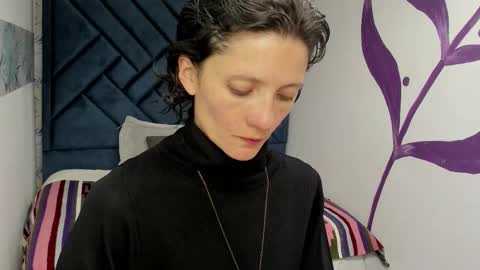 Snapshot of valery_more__ chatting on 11.06.25 VALERY MORE online show from 11.06.25