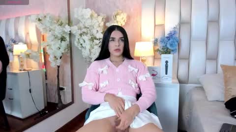 Snapshot of valery_rosse__ chatting on 09.19.25 VALERY online show from 09.19.25
