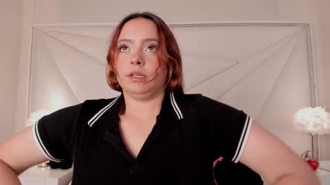valery_smith15 online show from 09.18.25