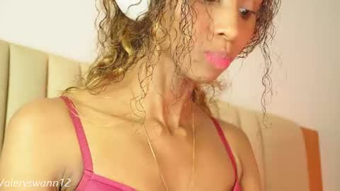 Snapshot of valery_swan1 chatting on 06.14.26 Valery swan1 online show from 06.14.26