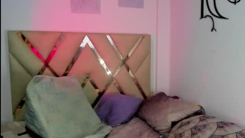 Snapshot of valery_sweet04 chatting on 05.31.26 valery_sweet04 online show from 05.31.26