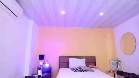 Snapshot of valery_yepes_ chatting on 02.03.25 Valery online show from 02.03.25