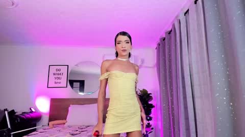 Snapshot of valery_yepes_ chatting on 02.14.25 Valery online show from 02.14.25