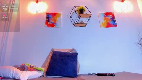 Snapshot of valeryhorny_69 chatting on 11.14.25 Valery online show from 11.14.25