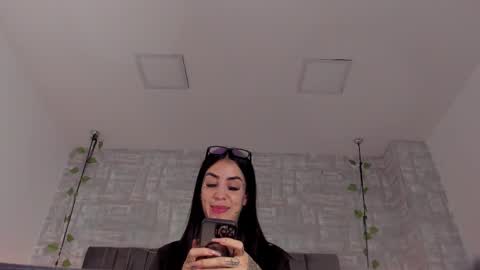 valerykat_ online show from 01.05.26