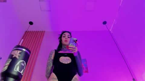 valerykat_ online show from 03.04.26