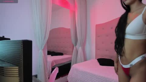 Snapshot of valerykit chatting on 10.23.25 VALERY online show from 10.23.25