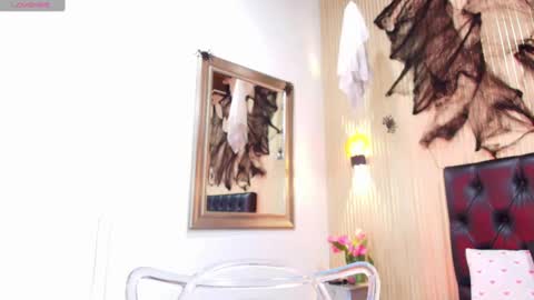 valery online show from 10.15.25