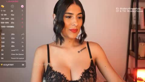 Snapshot of valeryrhouse_ chatting on 12.03.25 All my links here online show from 12.03.25